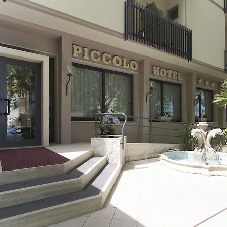 Piccolo Hotel Чезенатико Экстерьер фото